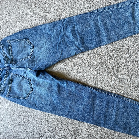 Dynamite Jeans - Picture 2 of 3